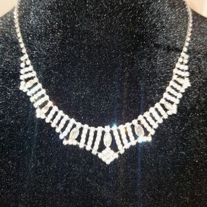 Dazzling Silver Fashion Necklace